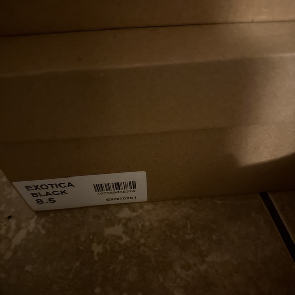 Steve Madden Exotica Heel . Size 8.5 - Picture 3 of 5